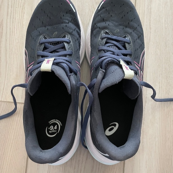 Asics Gel-Cumulus 26, Women's Size 9 - Picture 2 of 7